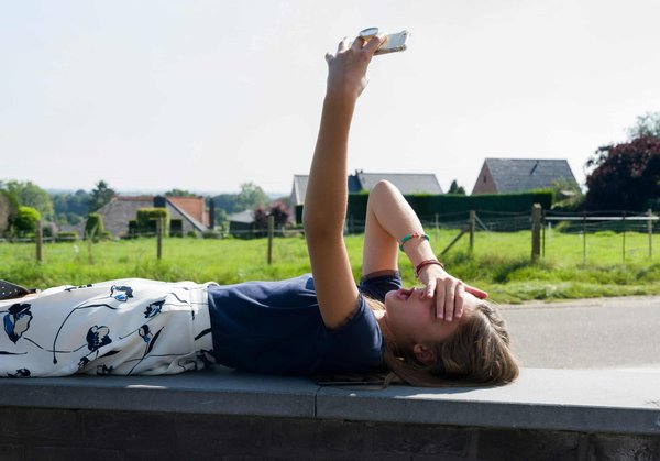 ¿De qué manera puede la tecnología contribuir a resolver problemas de vivienda urbana?